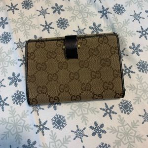 Gucci wallet